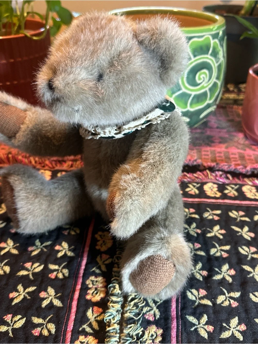 Vintage Teddy Bear Company Jointed Plush Rare Excellent Condition Lace Colar